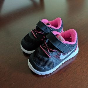 Nike Toddler girl shoes